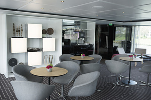 Horizon Bar and Lounge